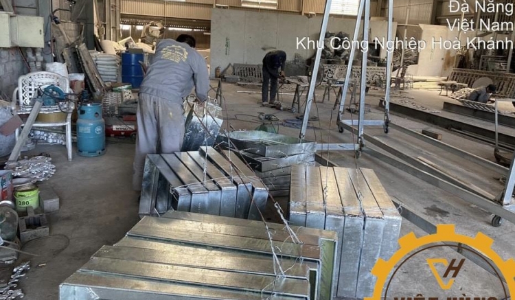 Nhận đúc gang giá rẻ / Liên hệ: 0934505505 - 0989270115
