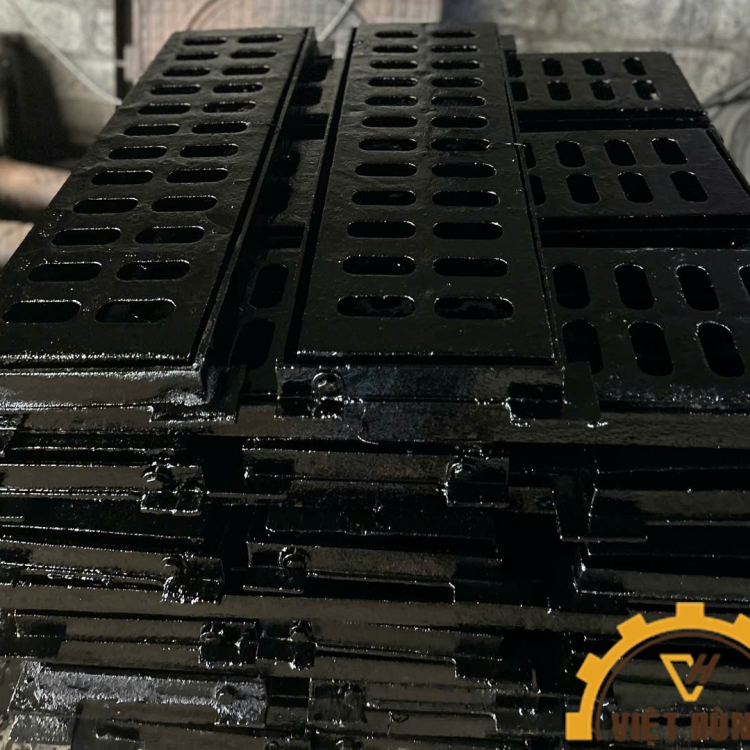 Lưới chắn rác KT: 984x306x48mm, tải trọng 12,5 tấn