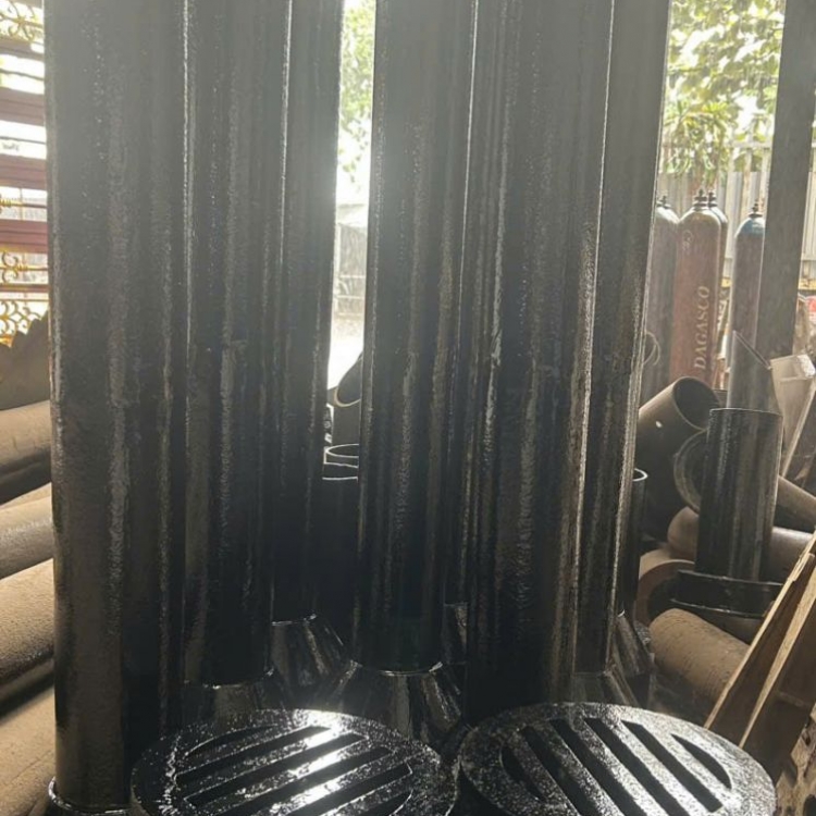 Ống Thoát Nước Bằng Gang Và Nắp, KT D144/132mm, L= 1430mm